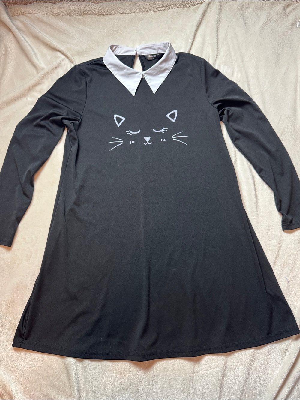 Allegra K Black Nightgown with White Cat Graphic and White Collar